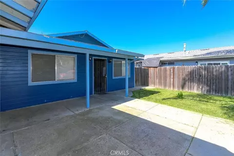 Exterior - 268 E 10th St, Merced, CA 95341 photo 1 of 4