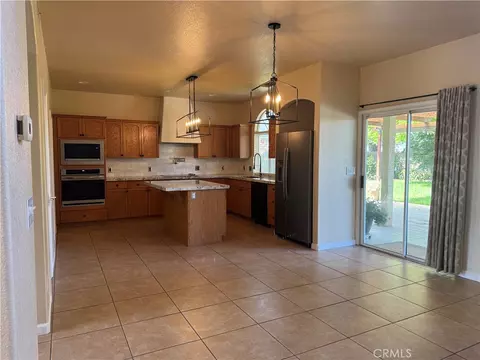 Kitchen - 5170 Coronado St, Chowchilla, CA 93610 photo 1 of 1