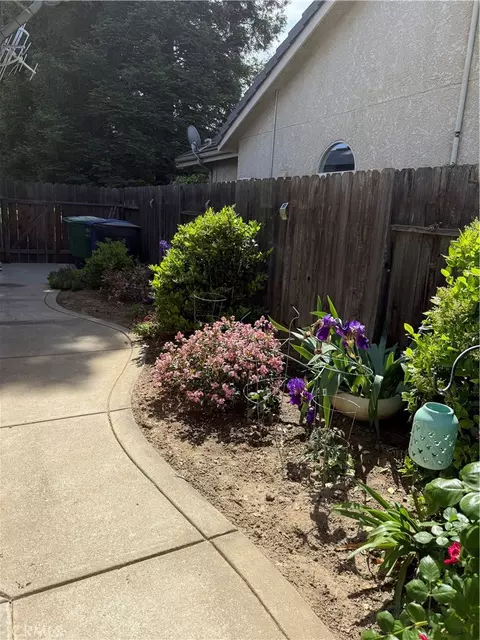Exterior - 5170 Coronado St, Chowchilla, CA 93610 photo 6 of 7