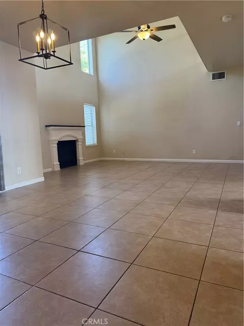 Living - 5170 Coronado St, Chowchilla, CA 93610 photo 1 of 3