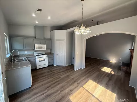 3025 Bea, Merced, CA 95348 photo 8