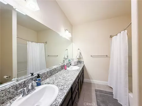 Bath - 4407 Kerr Ct, Merced, CA 95348 photo 5 of 5