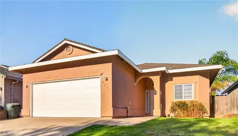 2970 Westminster Ct, Merced, CA 95340