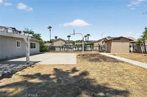 Exterior - 498 Serrana, Perris, CA 92570 photo 5 of 5