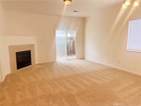 Living - 672 Gateway Cir, Merced, CA 95340 photo 1 of 1