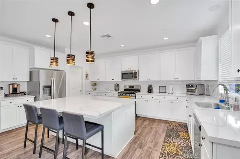 Kitchen - 3588 Sunstone Ct, Merced, CA 95340 photo 2 of 7