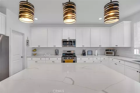 Kitchen - 3588 Sunstone Ct, Merced, CA 95340 photo 3 of 7