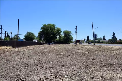 3454 G St, Merced, CA 95340 photo 2