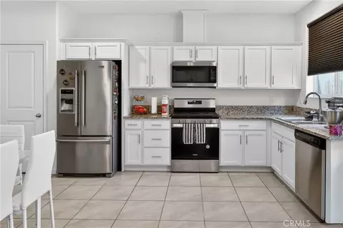 Kitchen - 248 Shafer Ave, Merced, CA 95348 photo 1 of 1