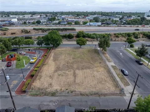 1004 W 13th, Merced, CA 95341