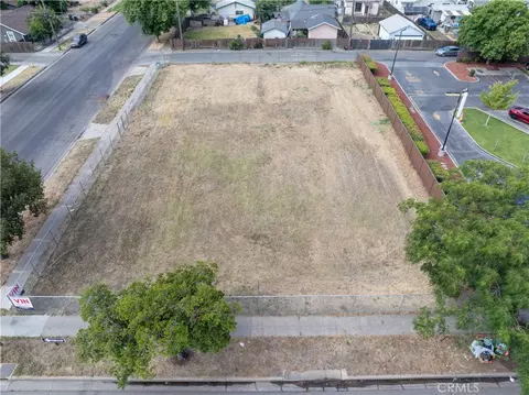 1004 W 13th, Merced, CA 95341 photo 4