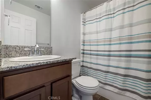 Bath - 163 Dylan Ct, Merced, CA 95341 photo 1 of 2