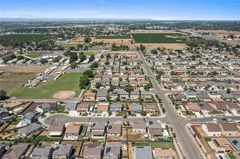 View/Area - 163 Dylan Ct, Merced, CA 95341 photo 6 of 11