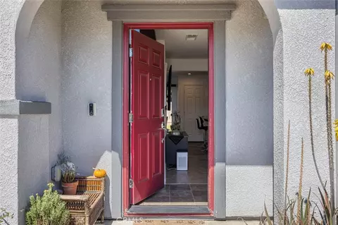 Entry Way - 163 Dylan Ct, Merced, CA 95341 photo 1 of 12
