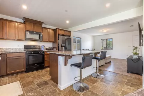 Kitchen - 163 Dylan Ct, Merced, CA 95341 photo 4 of 4