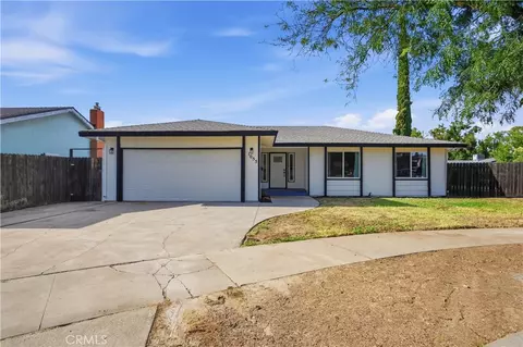 Exterior - 1055 Lees Ct, Merced, CA 95340 photo 2 of 6