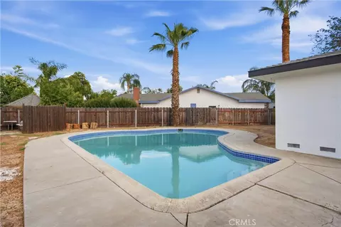 Exterior - 1055 Lees Ct, Merced, CA 95340 photo 5 of 6