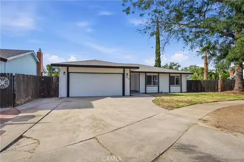 Exterior - 1055 Lees Ct, Merced, CA 95340 photo 3 of 6