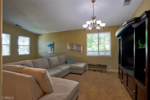 Living - 1254 Lurs Ct, Merced, CA 95348 photo 2 of 7