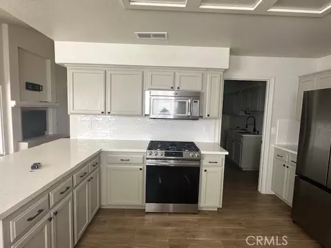 954 Calaveras, Chowchilla, CA 93610