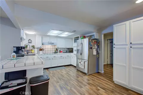 Kitchen - 1146 Gregory Ct, Merced, CA 95340 photo 3 of 4