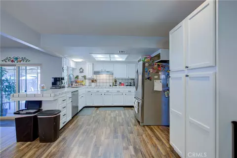 Kitchen - 1146 Gregory Ct, Merced, CA 95340 photo 4 of 4