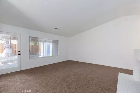 Living - 4053 Glendale Ct, Merced, CA 95348 photo 4 of 7