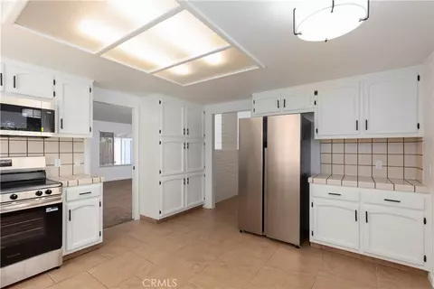 Kitchen - 4053 Glendale Ct, Merced, CA 95348 photo 2 of 2