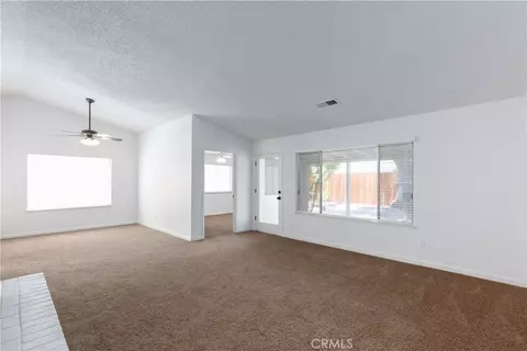 Living - 4053 Glendale Ct, Merced, CA 95348 photo 3 of 7