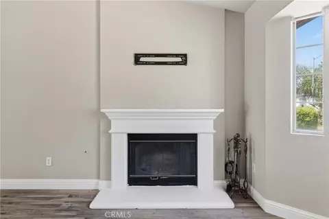 Living - 336 Serano, Merced, CA 95341 photo 3 of 5