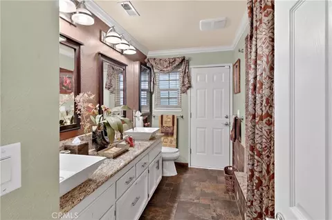 Bath - 3629 N N Lk, Merced, CA 95340 photo 6 of 9