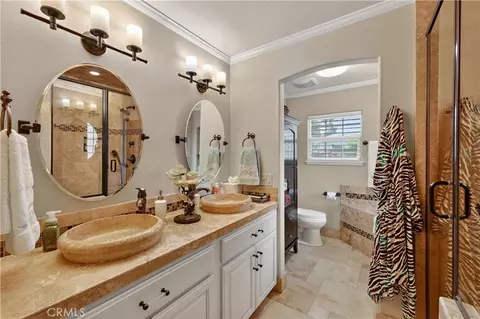 Bath - 3629 N N Lk, Merced, CA 95340 photo 2 of 9
