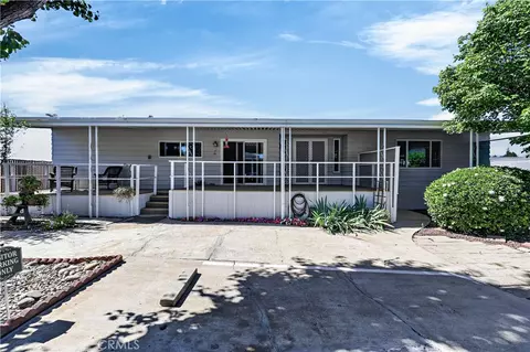 2240 Golden Oak Ln #11, Merced, CA 95341