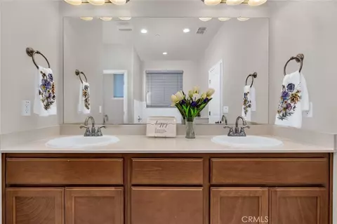 Entry Way - 1476 Dynes, Merced, CA 95348 photo 4 of 6