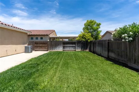 Exterior - 1476 Dynes, Merced, CA 95348 photo 5 of 10
