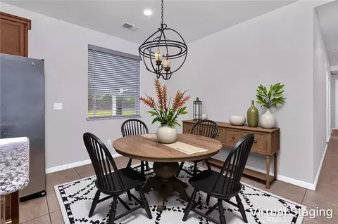 Dining - 1476 Dynes, Merced, CA 95348 photo 1 of 1