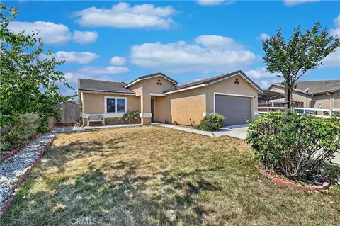 557 Camellia Dr, Chowchilla, CA 93610