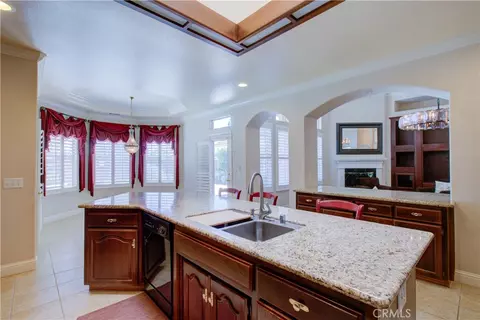 Kitchen - 591 Bobolink Ct, Merced, CA 95340 photo 10 of 10