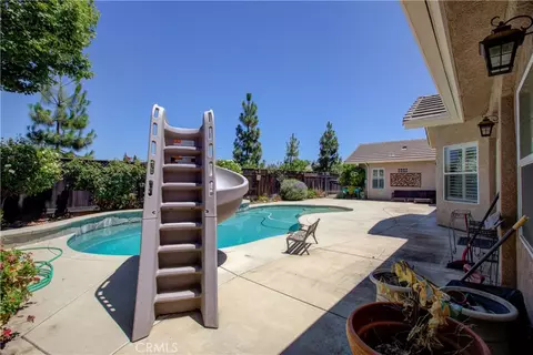 Exterior - 591 Bobolink Ct, Merced, CA 95340 photo 5 of 11