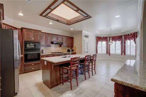Kitchen - 591 Bobolink Ct, Merced, CA 95340 photo 1 of 10