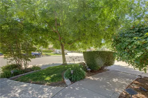 Exterior - 591 Bobolink Ct, Merced, CA 95340 photo 9 of 11