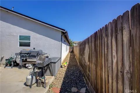Exterior - 626 Heitz Ct, Merced, CA 95348 photo 3 of 16