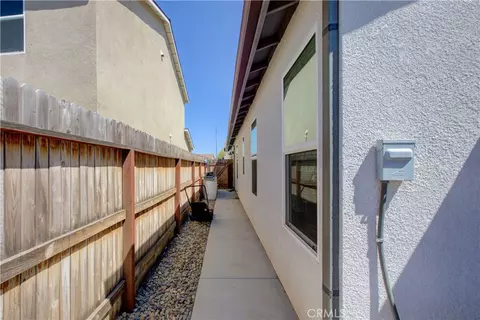 Entry Way - 626 Heitz Ct, Merced, CA 95348 photo 5 of 5