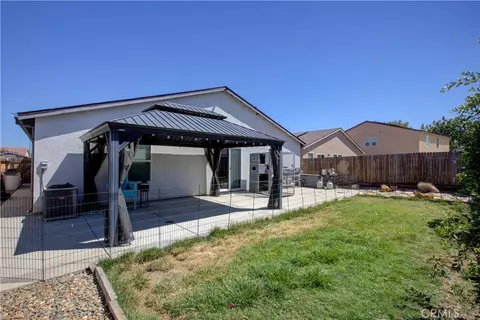 Exterior - 626 Heitz Ct, Merced, CA 95348 photo 2 of 19