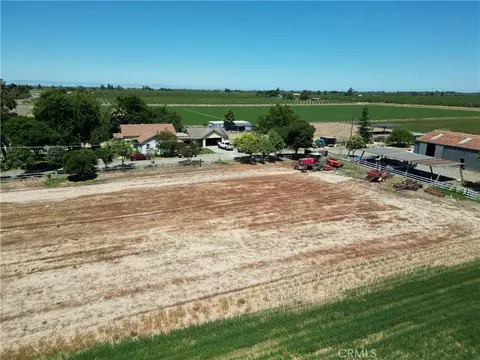 8576 Olive, Winton, CA 95388
