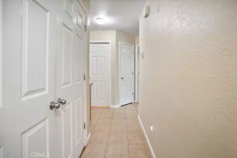 Entry Way - 242 Torino Ct, Merced, CA 95341 photo 2 of 2