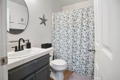 Bath - 242 Torino Ct, Merced, CA 95341 photo 1 of 2