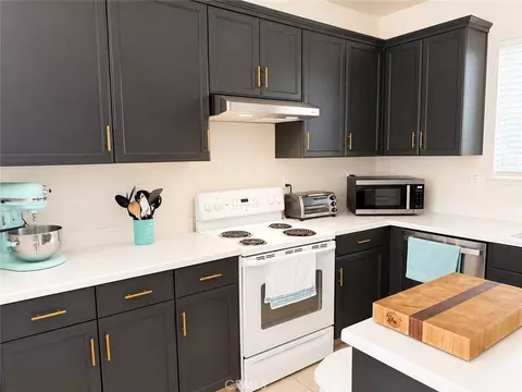 Kitchen - 1396 Belmont, Merced, CA 95348 photo 2 of 3