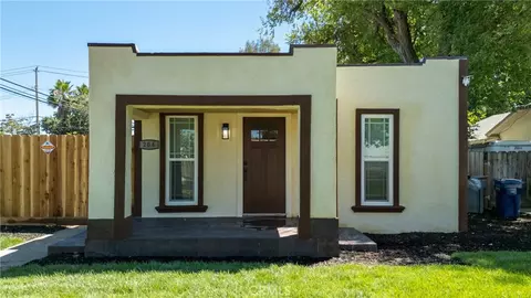 204 W 25th St, Merced, CA 95340