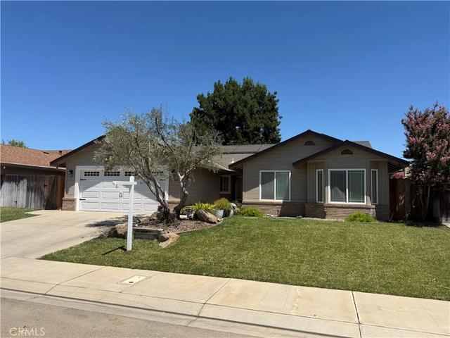 1023 Deerfield Ct, Merced, CA 95340